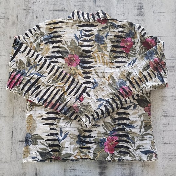 New Directions Sport Floral Cut Out Jacket - Picture 4 of 7